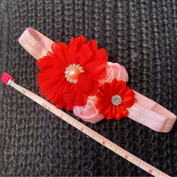 FLOWER AND PEARL RHINESTONE BABY STRETCHY HEADBAND - Picture 2 of 4